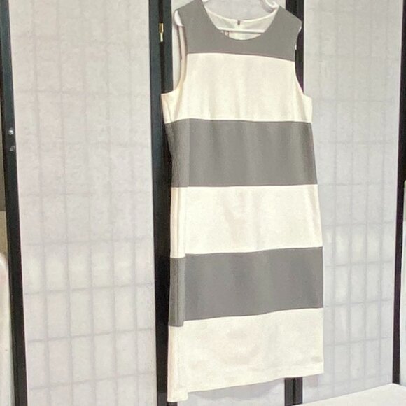 Anne Klein Grey White Stripe Shift Dress Sleeveless Midi 16 Lined Wide Bands - Picture 3 of 11